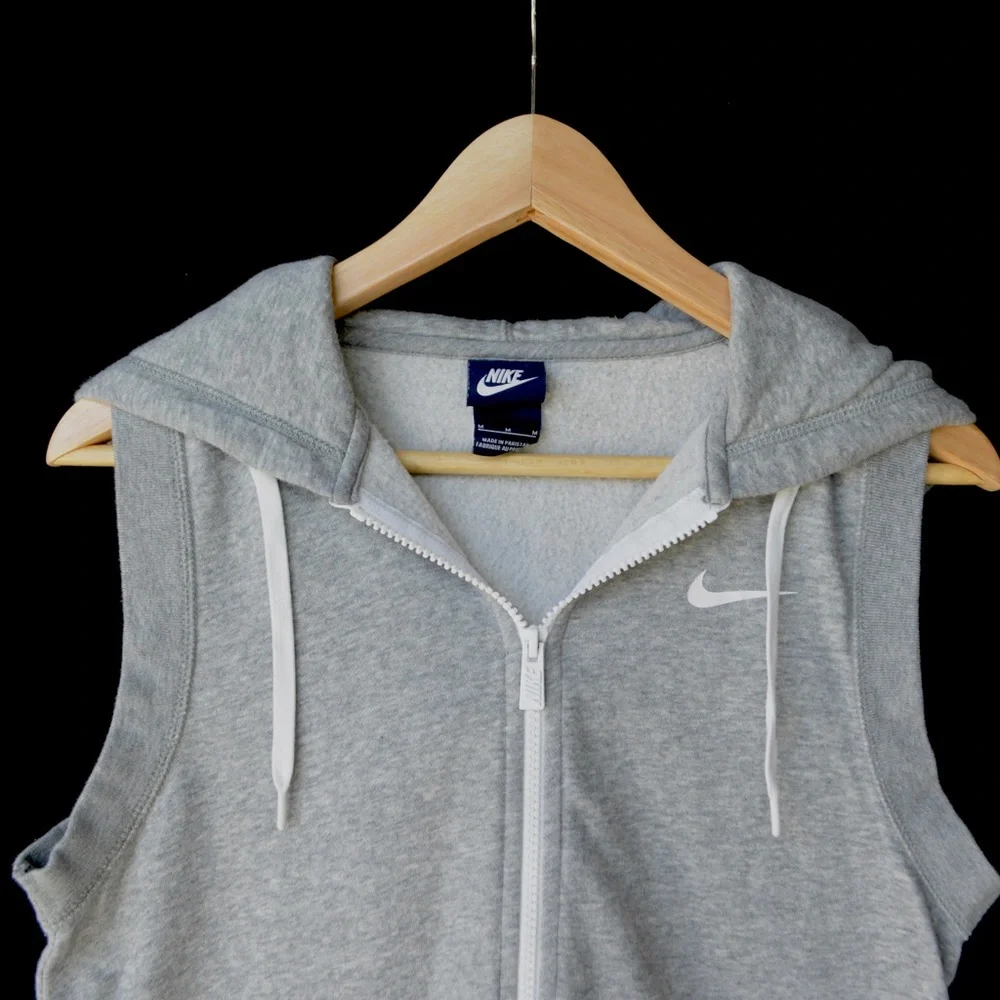 Nike Gray Hooded Sleeveless Muscle Tee Zip-Up